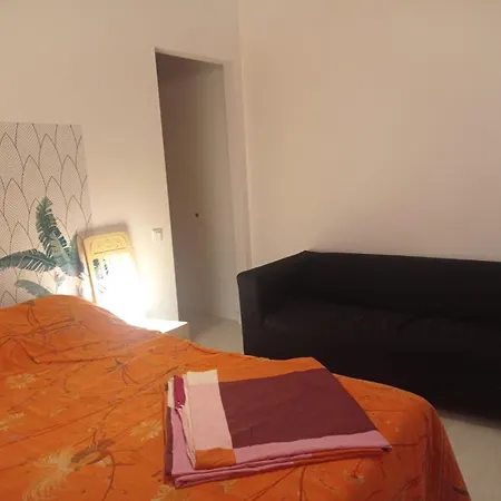 公寓 Barbara's House 10minutes To